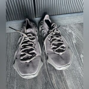 Men adida Yeezy 450